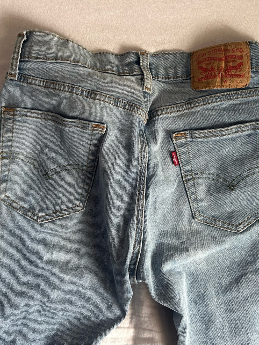 Levi's 511 Light Wash Jeans - Faded Blue Denim